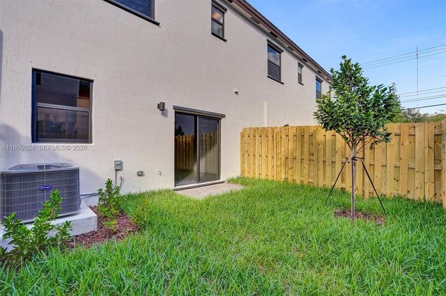 2519 SE 29th St, Homestead, FL 33035