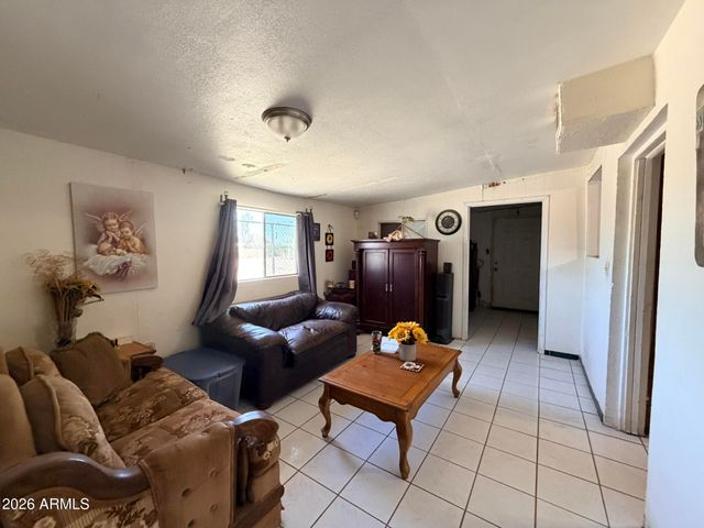 410 W 3RD Place, Eloy, AZ 85131