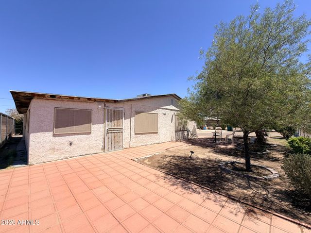410 W 3RD Place, Eloy, AZ 85131