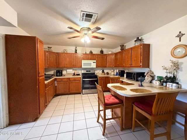 410 W 3RD Place, Eloy, AZ 85131