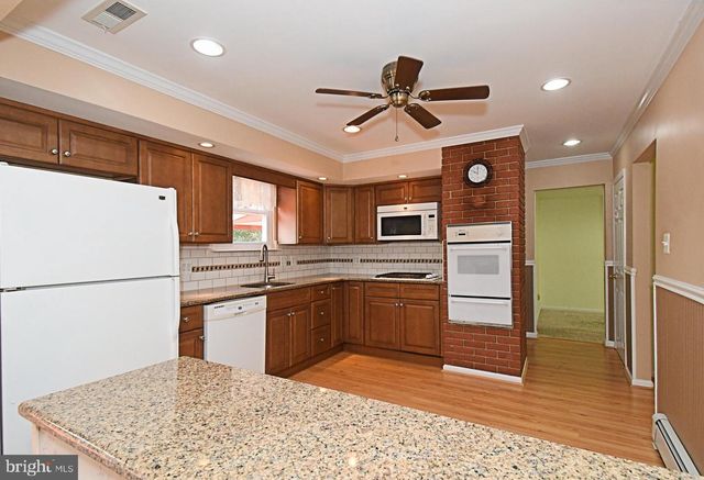 1493 BRADLEY LN, Warminster, PA 18974