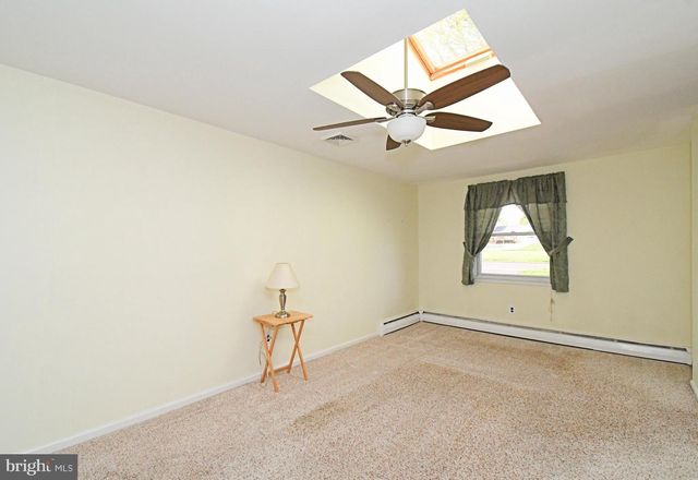 1493 BRADLEY LN, Warminster, PA 18974