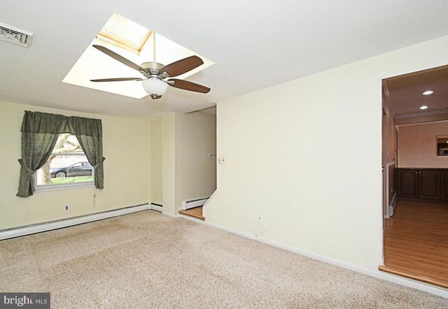 1493 BRADLEY LN, Warminster, PA 18974