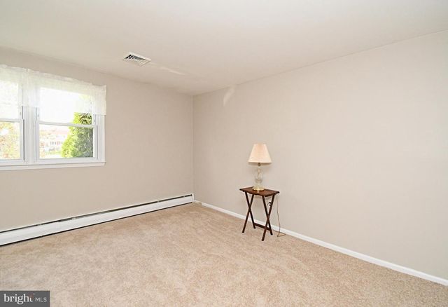 1493 BRADLEY LN, Warminster, PA 18974
