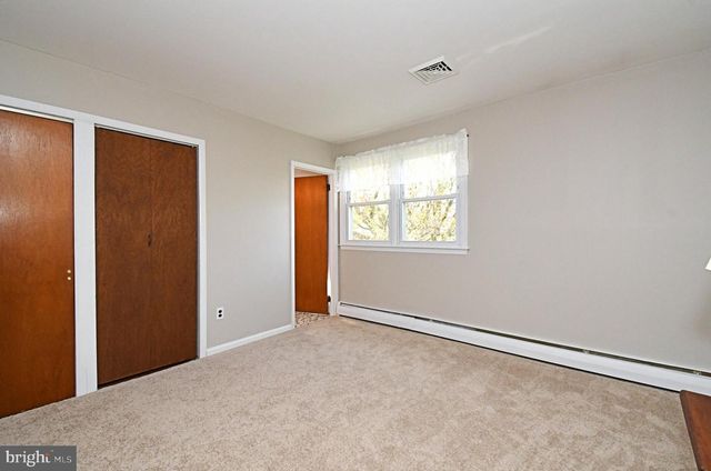 1493 BRADLEY LN, Warminster, PA 18974