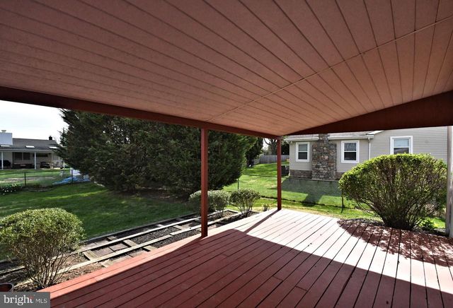 1493 BRADLEY LN, Warminster, PA 18974