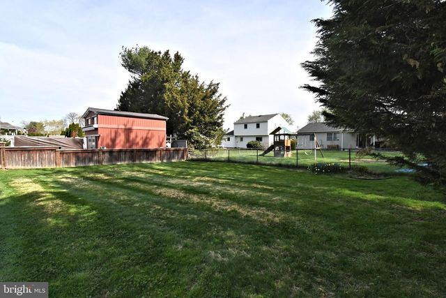 1493 BRADLEY LN, Warminster, PA 18974