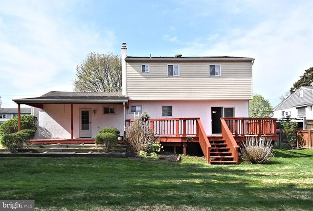 1493 BRADLEY LN, Warminster, PA 18974