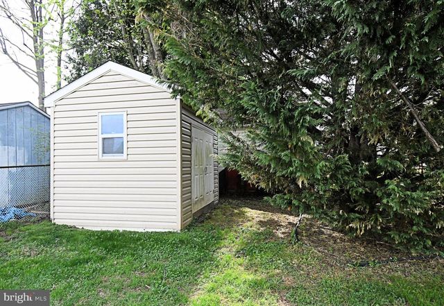 1493 BRADLEY LN, Warminster, PA 18974