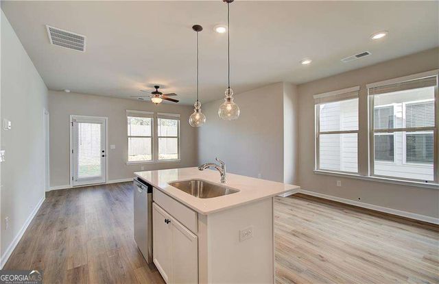 2208 Croghan Drive, Hampton, GA 30228