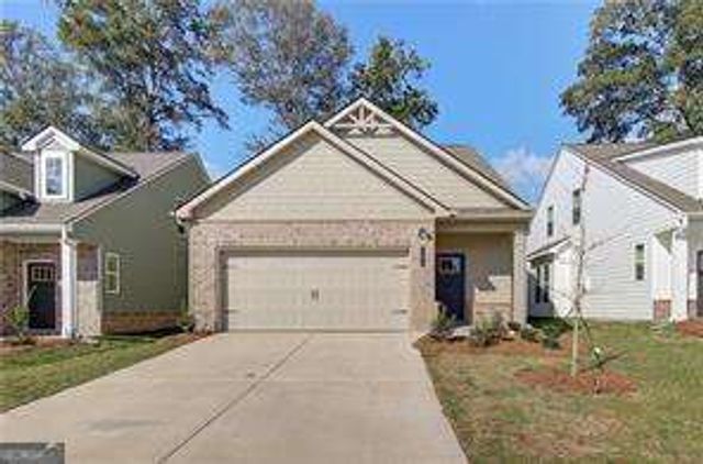 2208 Croghan Drive, Hampton, GA 30228