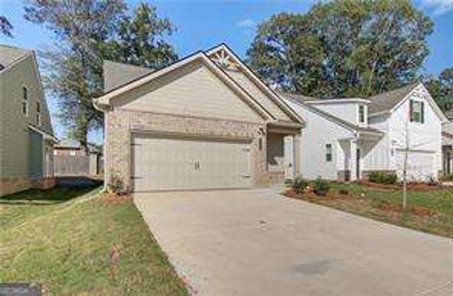 2208 Croghan Drive, Hampton, GA 30228