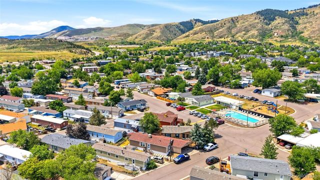 520 E Street, Golden, CO 80401