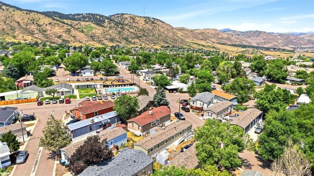 520 E Street, Golden, CO 80401