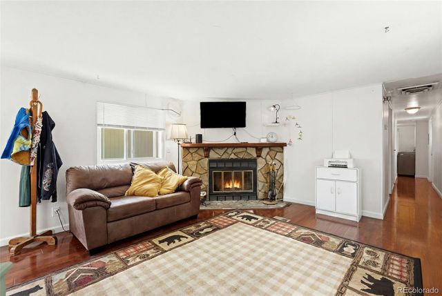 520 E Street, Golden, CO 80401