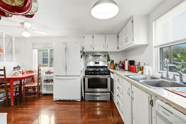 520 E Street, Golden, CO 80401