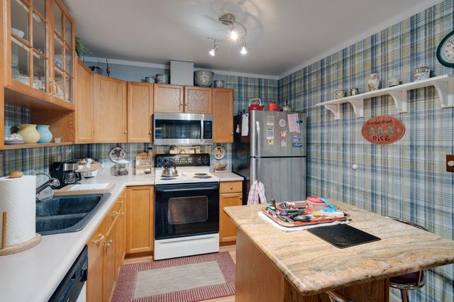 11038 Cobblestone Dr, Rancho Cordova, CA 95670