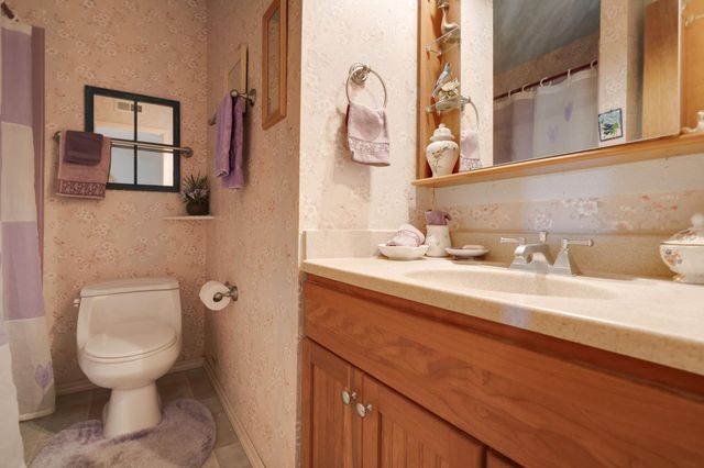 11038 Cobblestone Dr, Rancho Cordova, CA 95670