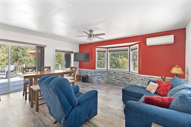 24131 Redwood Highway, Kerby, OR 97531