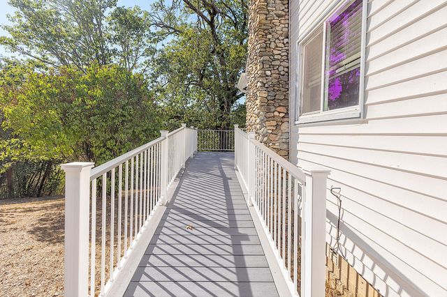 24131 Redwood Highway, Kerby, OR 97531