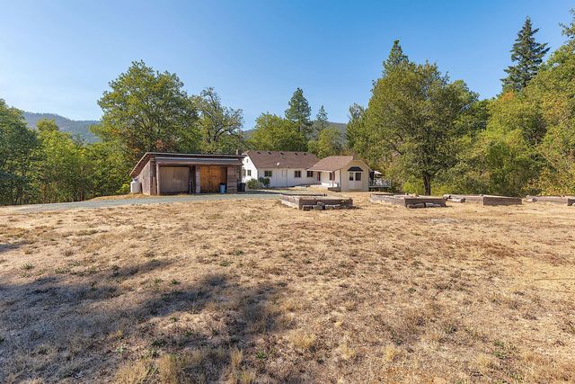 24131 Redwood Highway, Kerby, OR 97531