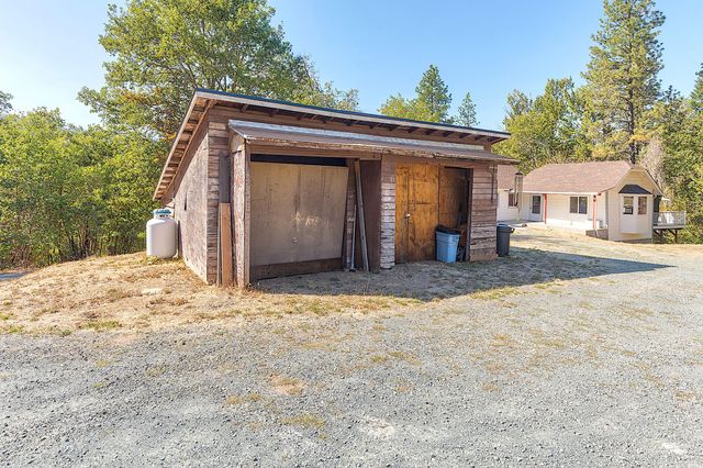 24131 Redwood Highway, Kerby, OR 97531