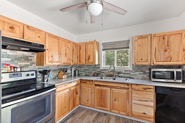 24131 Redwood Highway, Kerby, OR 97531