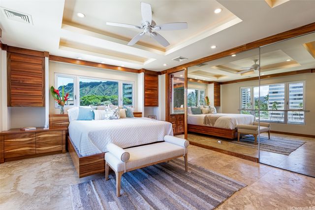 2937 Kalakaua Avenue 61, Honolulu, HI 96815