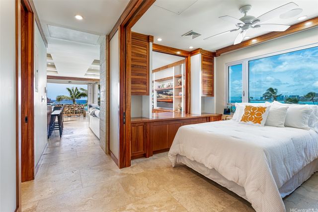 2937 Kalakaua Avenue 61, Honolulu, HI 96815