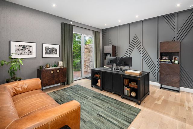 9435 Inwood Road, Dallas, TX 75220