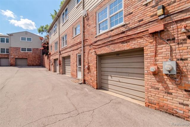 551 N Old Woodward Avenue, Birmingham, MI 48009