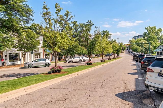 551 N Old Woodward Avenue, Birmingham, MI 48009