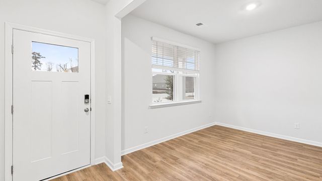 204 Hawk Tail Court, Summerville, SC 29486