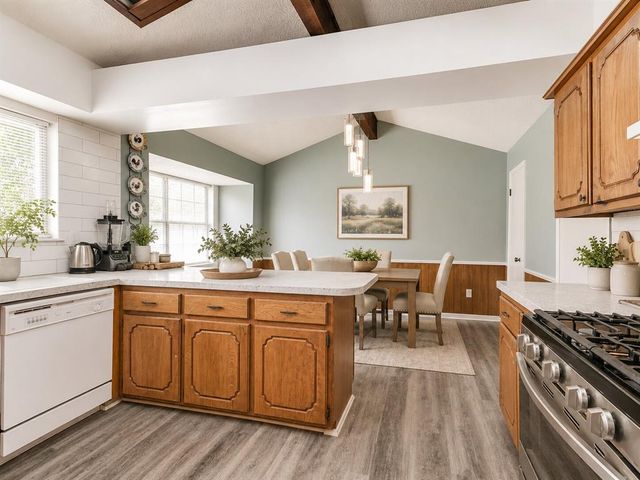 8104 Westwood Circle, Oklahoma City, OK 73127