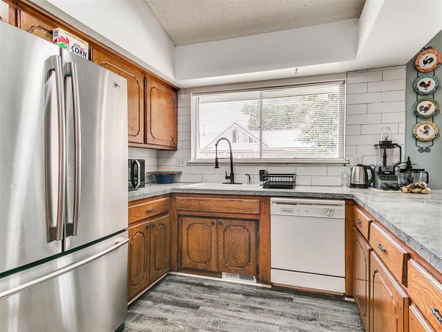8104 Westwood Circle, Oklahoma City, OK 73127