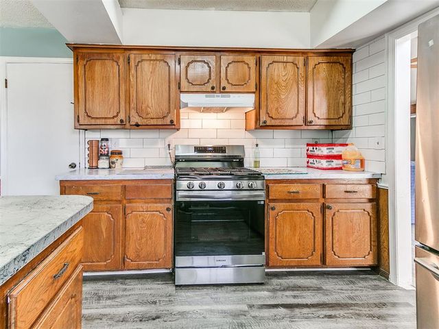 8104 Westwood Circle, Oklahoma City, OK 73127