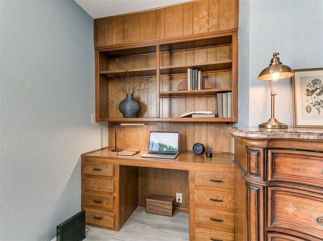 8104 Westwood Circle, Oklahoma City, OK 73127