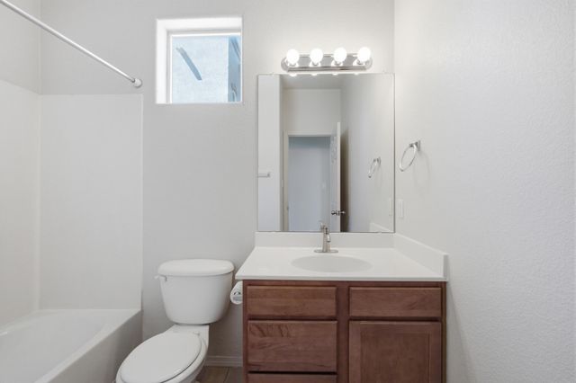 1965 Cortina Loop SE, Rio Rancho, NM 87124
