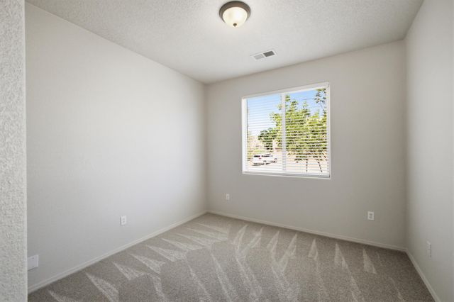 1965 Cortina Loop SE, Rio Rancho, NM 87124