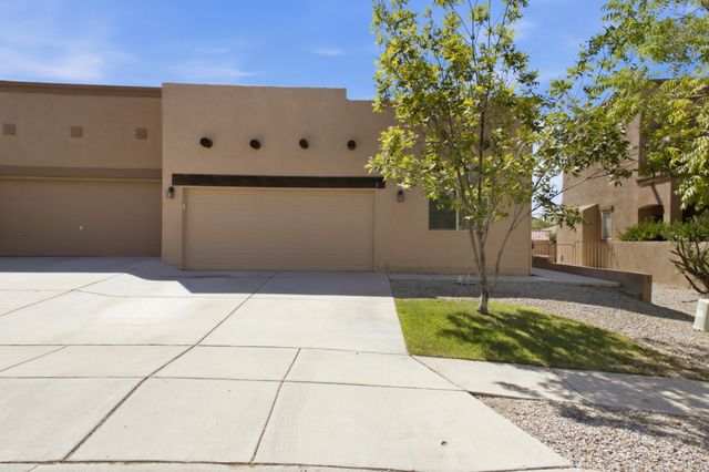 1965 Cortina Loop SE, Rio Rancho, NM 87124