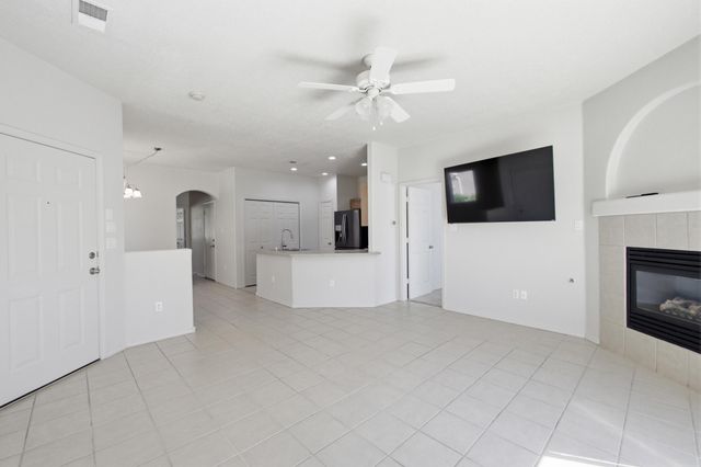 1965 Cortina Loop SE, Rio Rancho, NM 87124