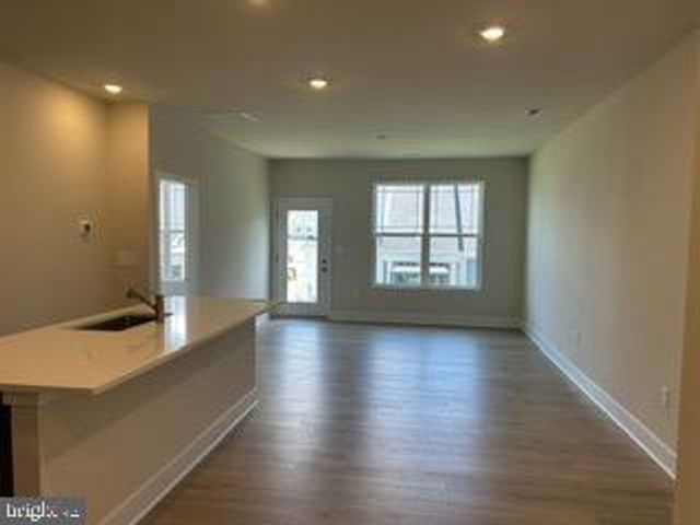 10592 GREAT BASIN PL, White Plains, MD 20695
