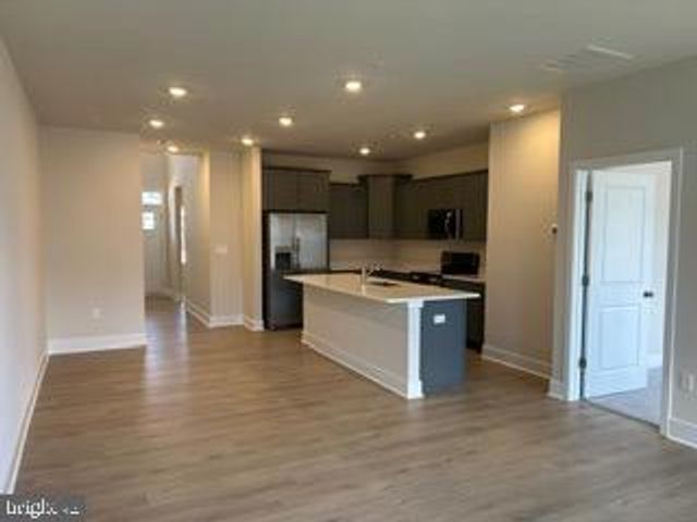 10592 GREAT BASIN PL, White Plains, MD 20695