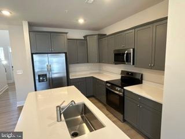 10592 GREAT BASIN PL, White Plains, MD 20695