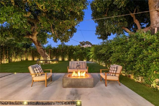 1958 Federal Avenue, Los Angeles, CA 90025