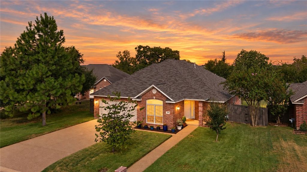 201 Sophia Lane, College Station, TX 77845 — exterior