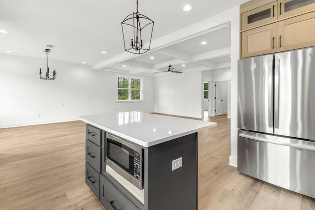 80 Clarke Hill Road, Freeport, FL 32439