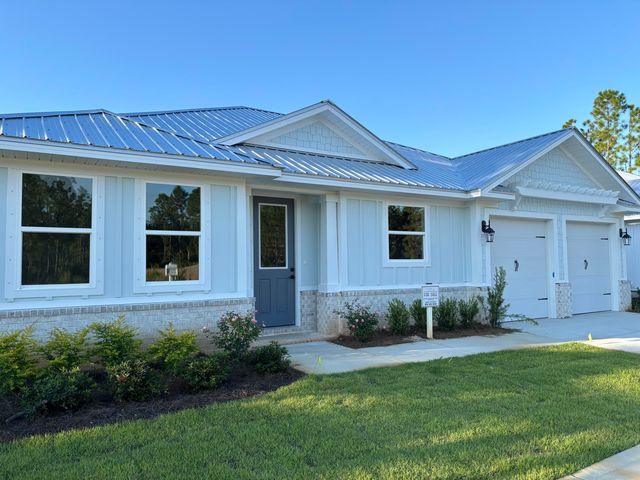 80 Clarke Hill Road, Freeport, FL 32439