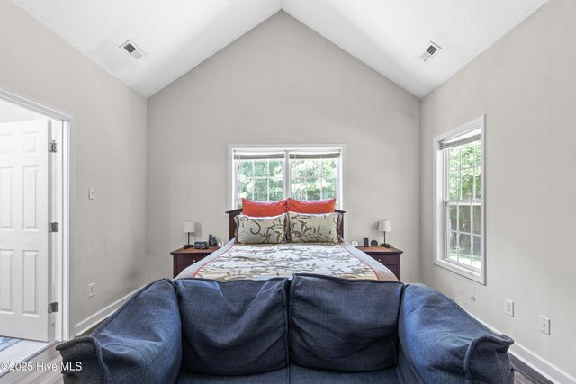 110 Whiteleaf Drive, Jacksonville, NC 28546