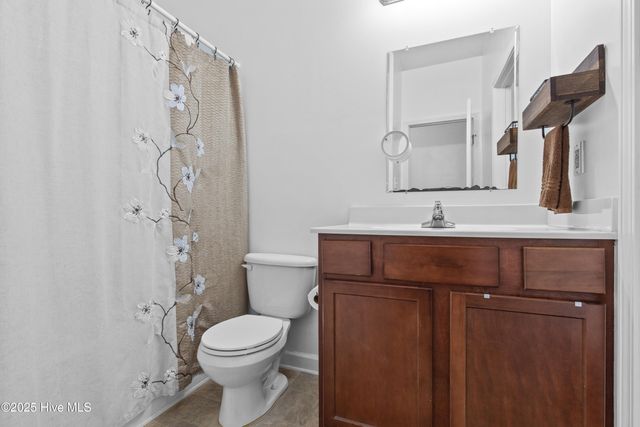 110 Whiteleaf Drive, Jacksonville, NC 28546